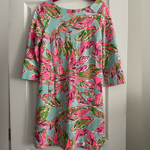 Lilly Pulitzer Charlene Shift Dress Size Medium - Picture 1 of 3